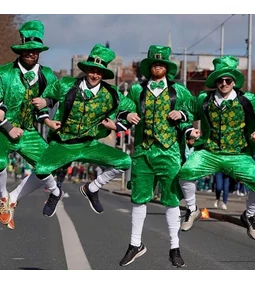 És az megvan, amikor az írek zöldbe öltöznek?